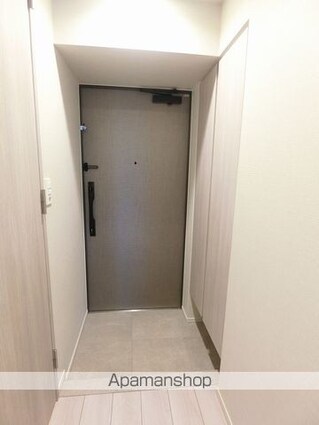 コンフォリア・リヴ西大島ＳＯＵＴＨ[1SLDK/48m2]の玄関