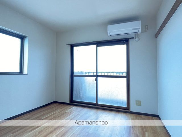 ヴィヴァーチェ若林の内装写真