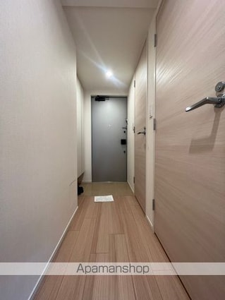 パークハビオ東中野[1R/30.3m2]の玄関
