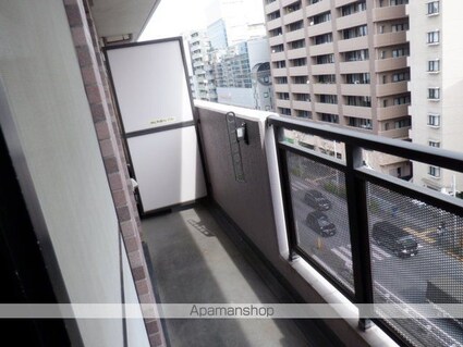 クレッセント中目黒[1DK/32.26m2]のバルコニー