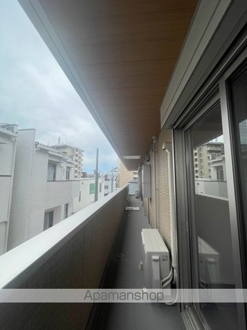 リトルノナチカの内装写真