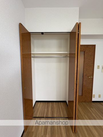 ライオンズマンション天神西の内装写真