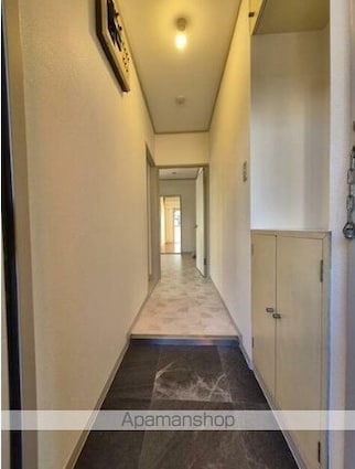 ハイネス中目黒[3DK/54.57m2]の玄関