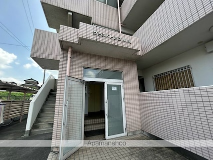 グランドヒルズ東海[3LDK/71.96m2]のエントランス