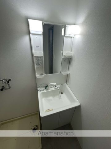 ヴァトンヒルズ宮の森の内装写真