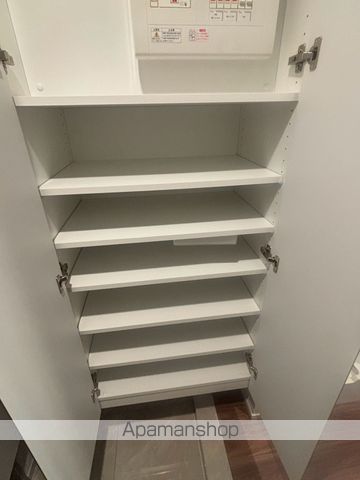 ラティエラ武蔵小山レジデンスの内装写真