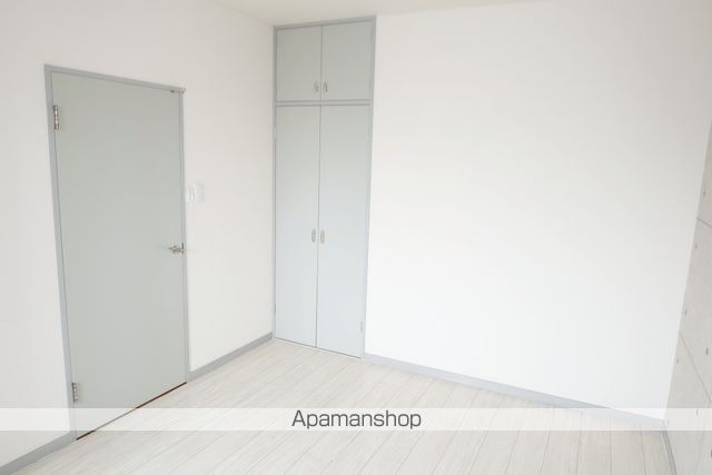 apartment 埼玉県入間市高倉１丁目9-54
地図を見る