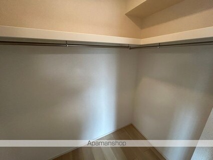 レスパスカルム[1LDK/42.51m2]の収納