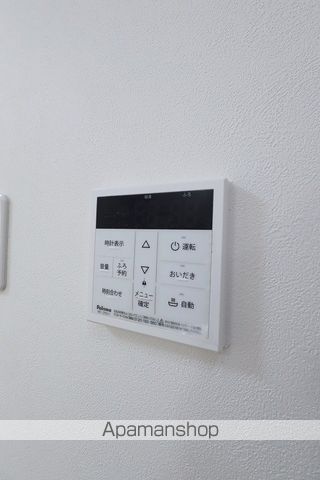 鳴門線 鳴門駅 徒歩6分 2階建 築36年の内装写真