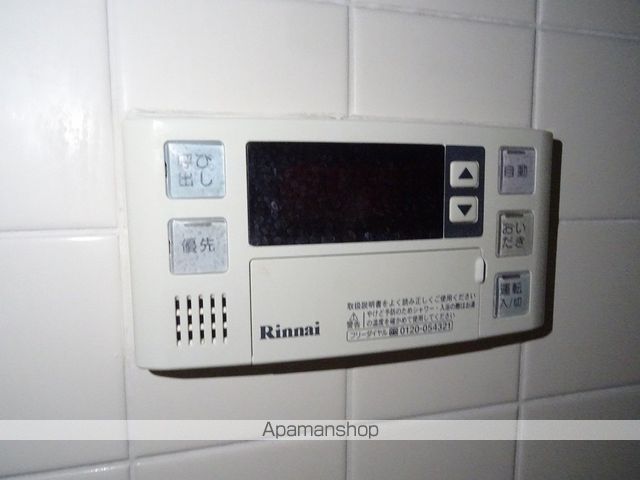 クレッセント大坪の内装写真