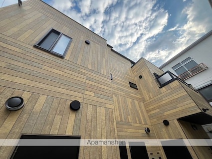 Ｗｏｏｄ　Ｃｒｅｓｔ　Ａｍａｎｕｍａ　Ｒｅｓｉｄｅｎｃｅ[1LDK/30.38m2]の外観2
