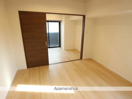 Ｍａｙｆａｉｒ千舟通Ｐｒｅｍｉｕｍ[1LDK/33.4m2]の内装2