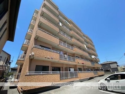 カマタハイツ[2LDK/61.71m2]の外観4