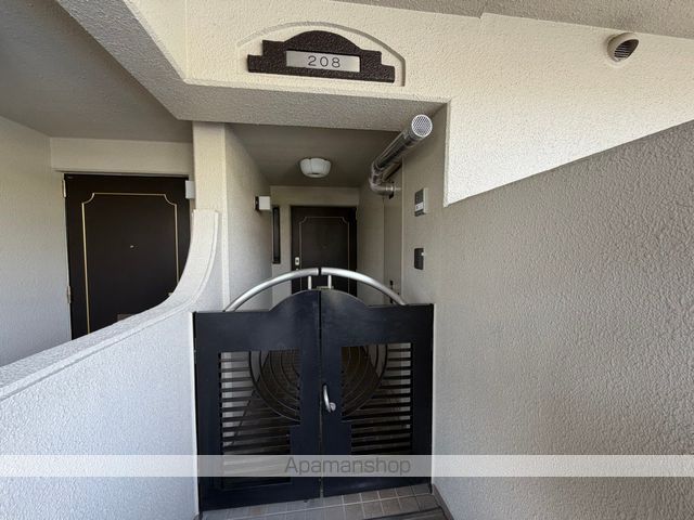 グローリアスヒルズ高蔵寺白山町の内装写真