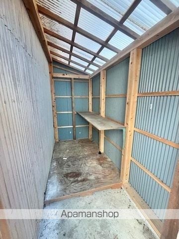 諏訪山1丁目貸家の内装写真