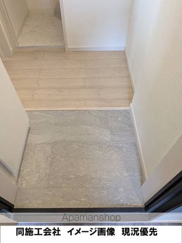 KEIAI RESIDENCE 北小金IVの内装写真