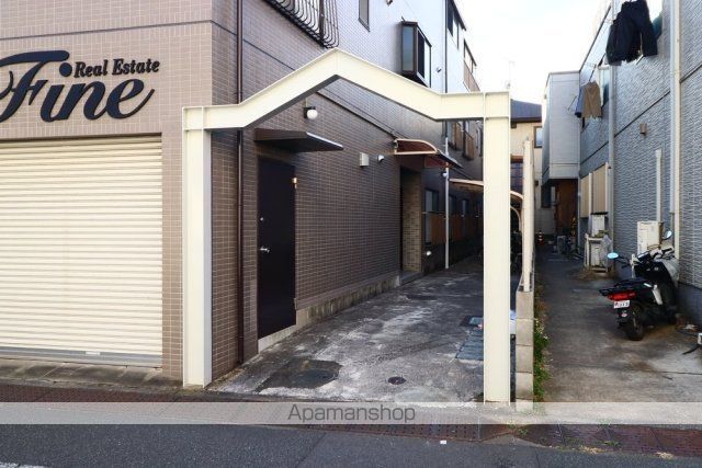 グレイス西落合の玄関写真