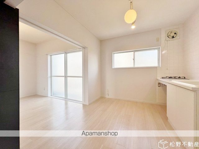 52−3 L−PLOT APARTMENTの内装写真