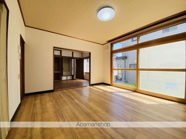 日吉町2丁目17番の内装写真