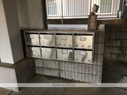 ガーデンハイツいちのみや[1K/29m2]のエントランス