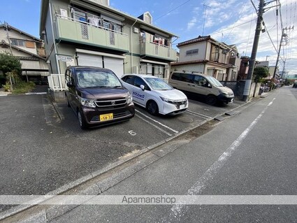 グランメール南田園[2LDK/50m2]の駐車場