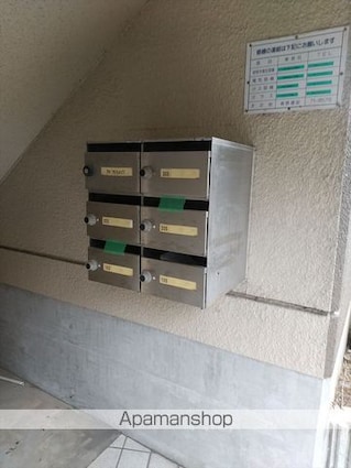 和歌山県和歌山市西小二里２丁目[3DK/55.66m2]の共用部2