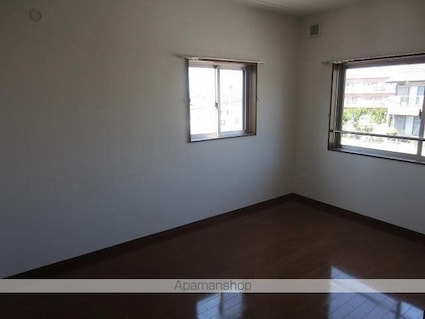 ＣＯＬＬＩＮＥ[3LDK/66.24m2]の内装3