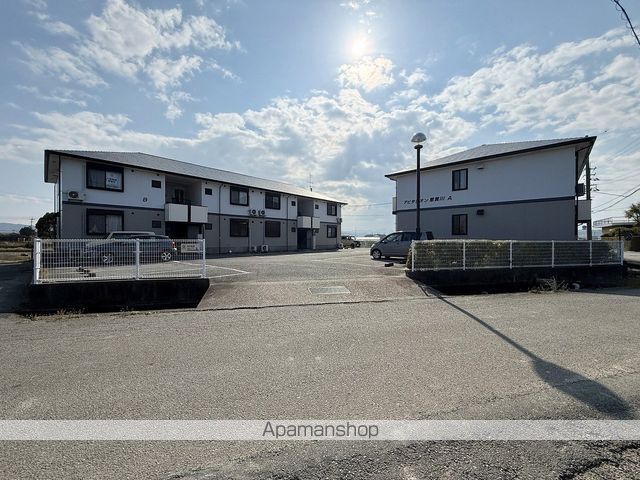 アビタシオン那賀川 A棟の外観写真