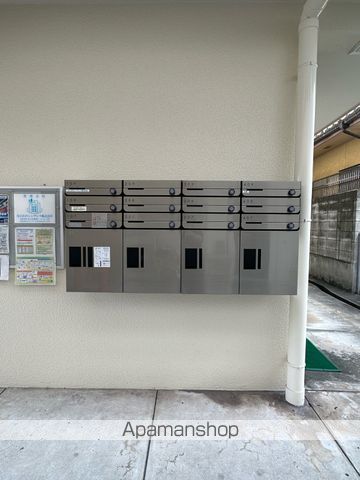 クレセントマンションの内装写真