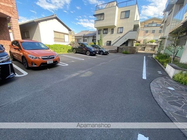 和歌山県和歌山市岡山丁[2LDK/57.55m2]の駐車場3