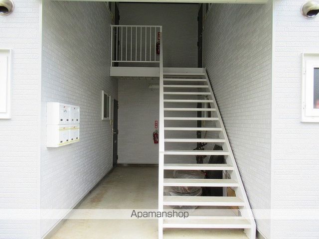 パンセスA棟の玄関写真