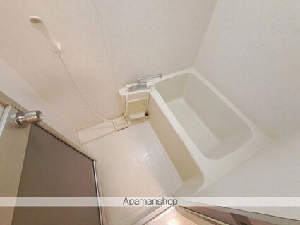 ＫＢコート本町２[2DK/44m2]のバス