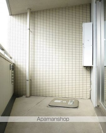 東京都世田谷区羽根木１丁目[1LDK/49.23m2]のバルコニー