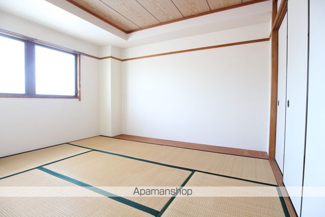 プレゼンス浜の宮の内装写真