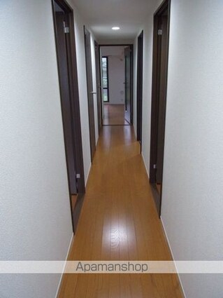 パルティール茂呂[3LDK/63.8m2]の玄関