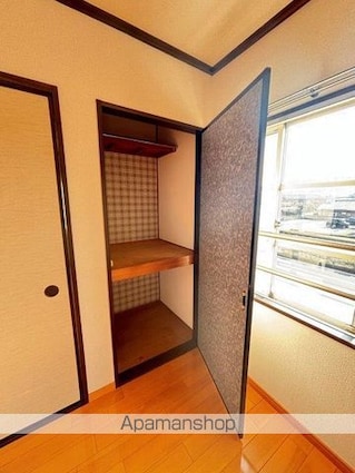 グランドシャトル[3DK/48m2]の収納