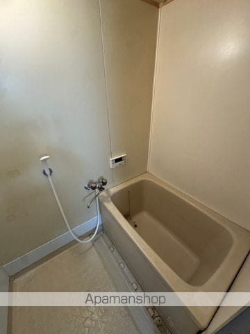 ルビーハイツ若松の内装写真