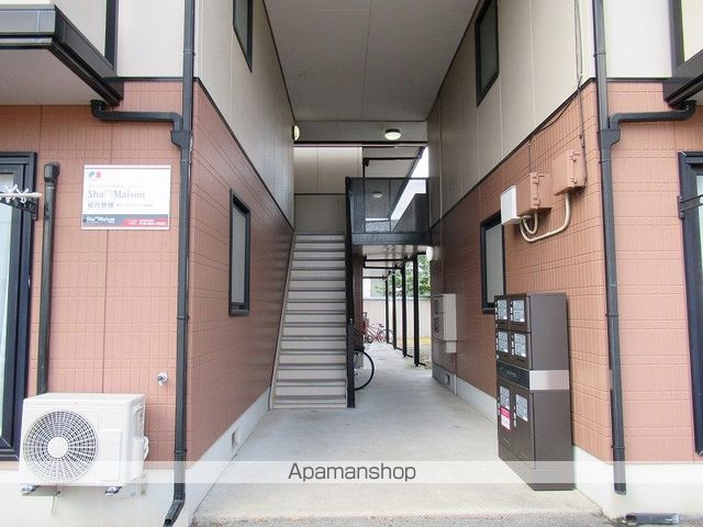 メゾンパークスの玄関写真