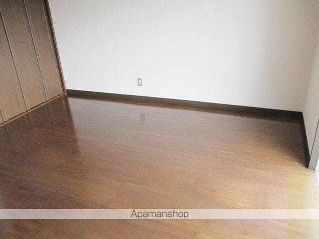 クリスタル甲府国母の内装写真