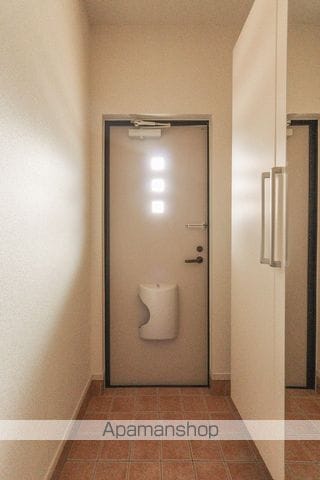 ラ・ラフレシールIIの内装写真
