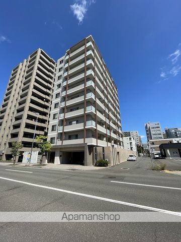 マストライフ知事公館の外観写真