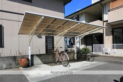 ハイカムール鷹子[2LDK/51.39m2]の共用部