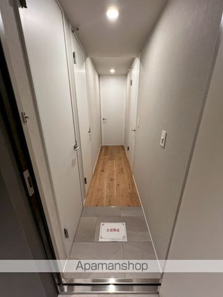 東京都中野区弥生町２丁目[1LDK/34.7m2]の玄関