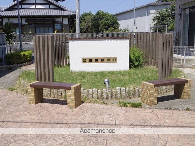 ヴィラージュ学園 Aの外観写真