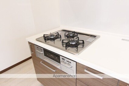 ＢＥＬＧＲＡＶＩＡ　ＩＳＨＩＩ　Ｂ棟[2DK/44.76m2]の内装1