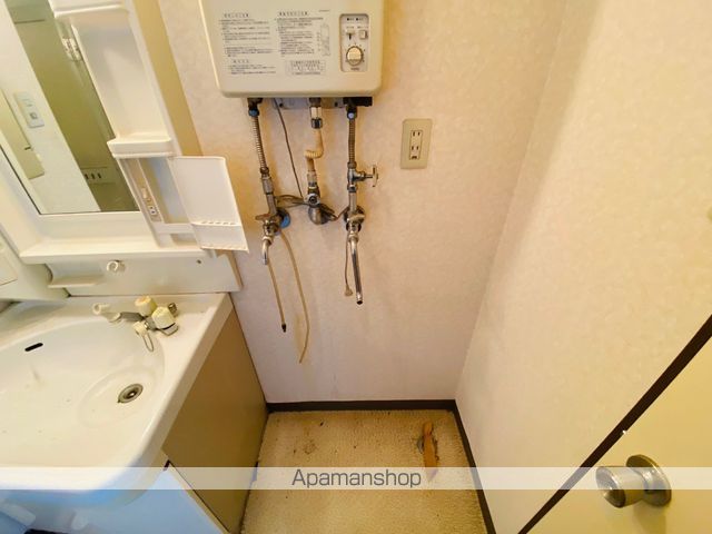 タウンハウス本通の内装写真