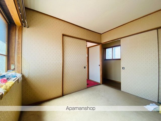 山の手2丁目42番貸家の内装写真