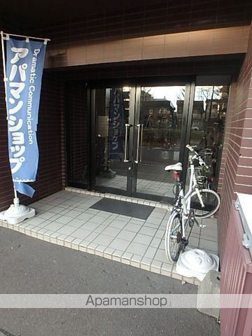PLAZA IN 東札幌IIの玄関写真
