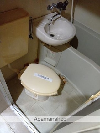 和歌山県和歌山市松江中３丁目[1R/33m2]のトイレ