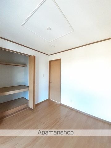 パインツリーBの内装写真
